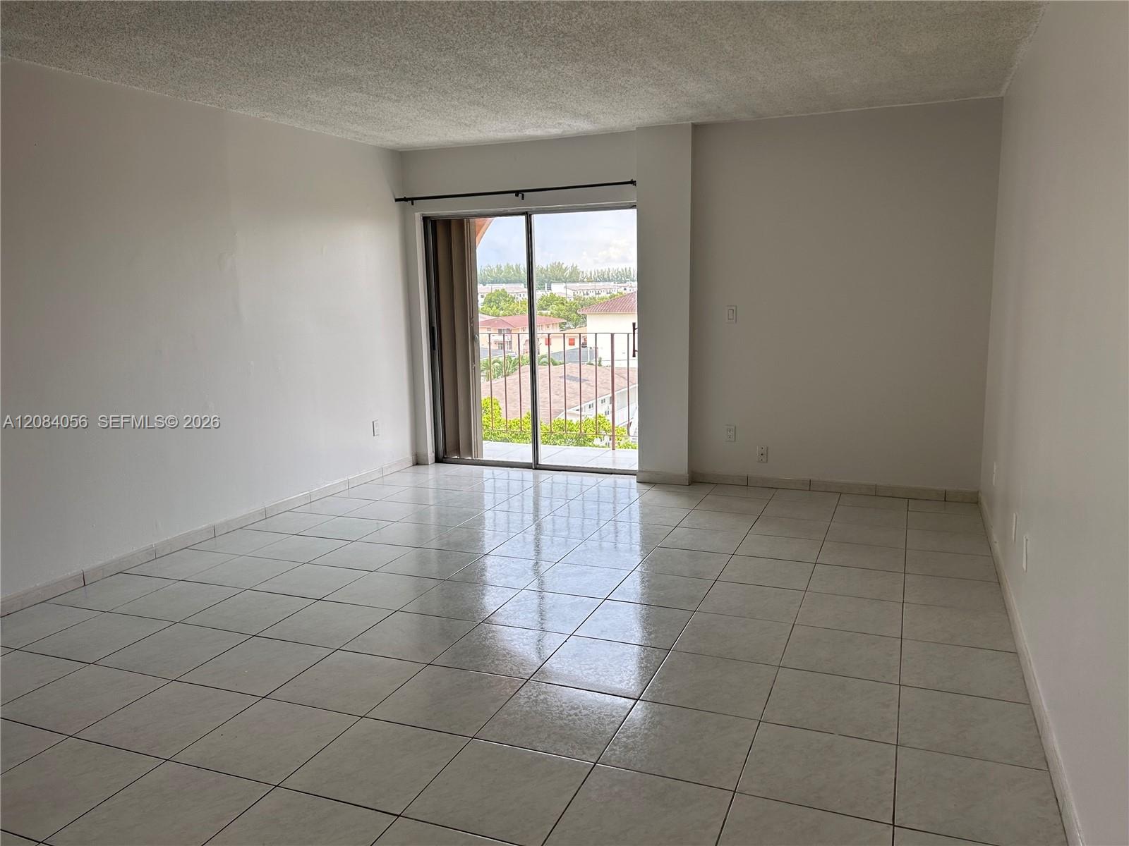460 E 23rd St # 410, Hialeah FL 33013 photo 2