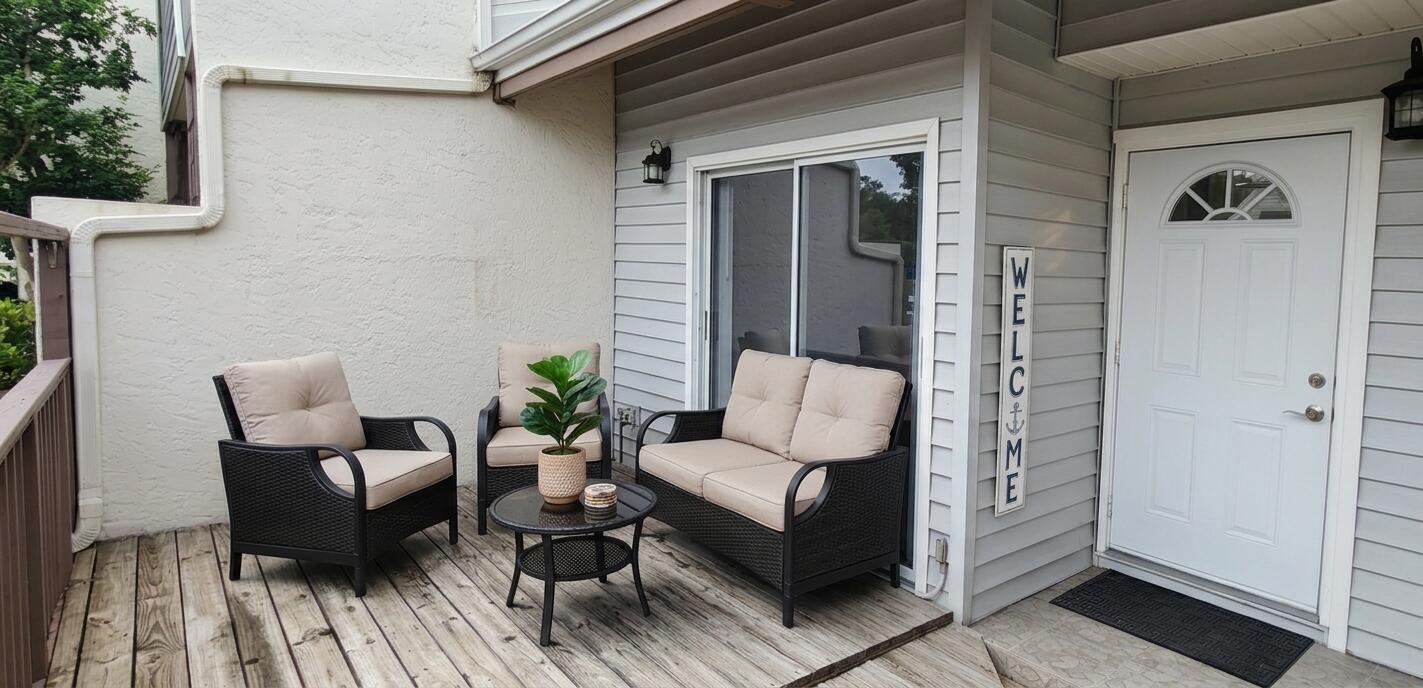 4874 N Hemingway Circle, Margate FL 33063 photo 2