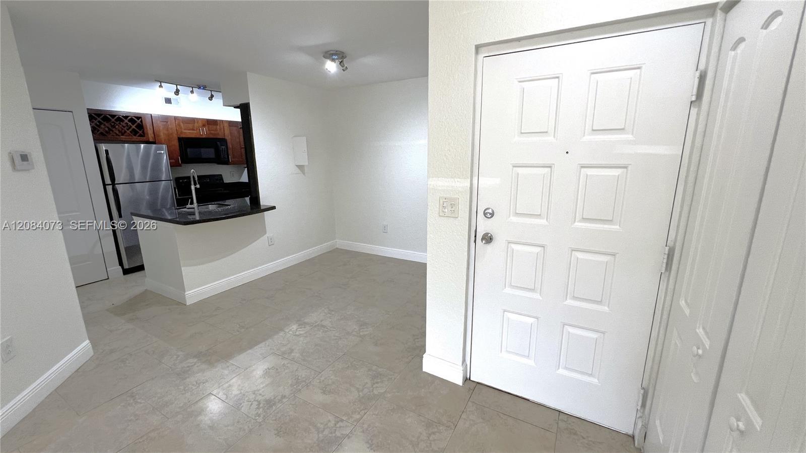 2841 N Oakland Forest Dr # 203, Oakland Park FL 33309 photo 5