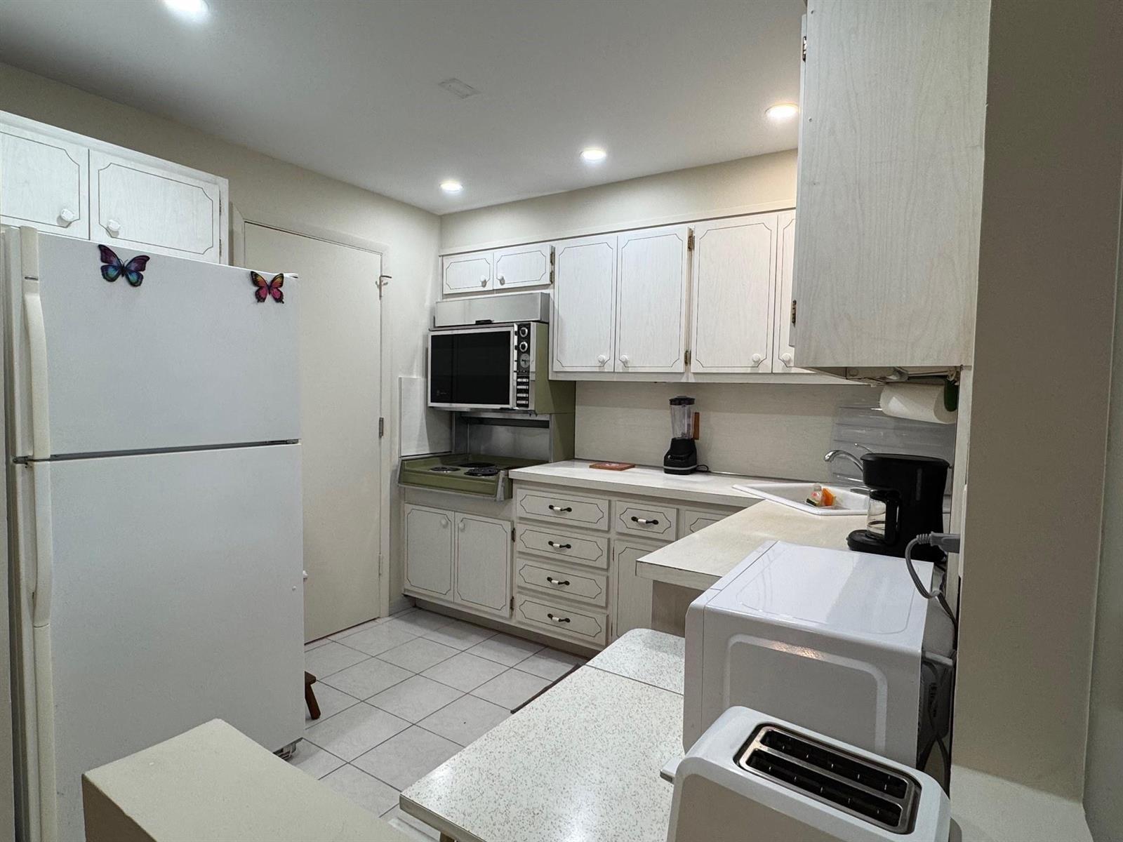 305 N POMPANO BEACH Boulevard # 507, Pompano Beach FL 33062 photo 3