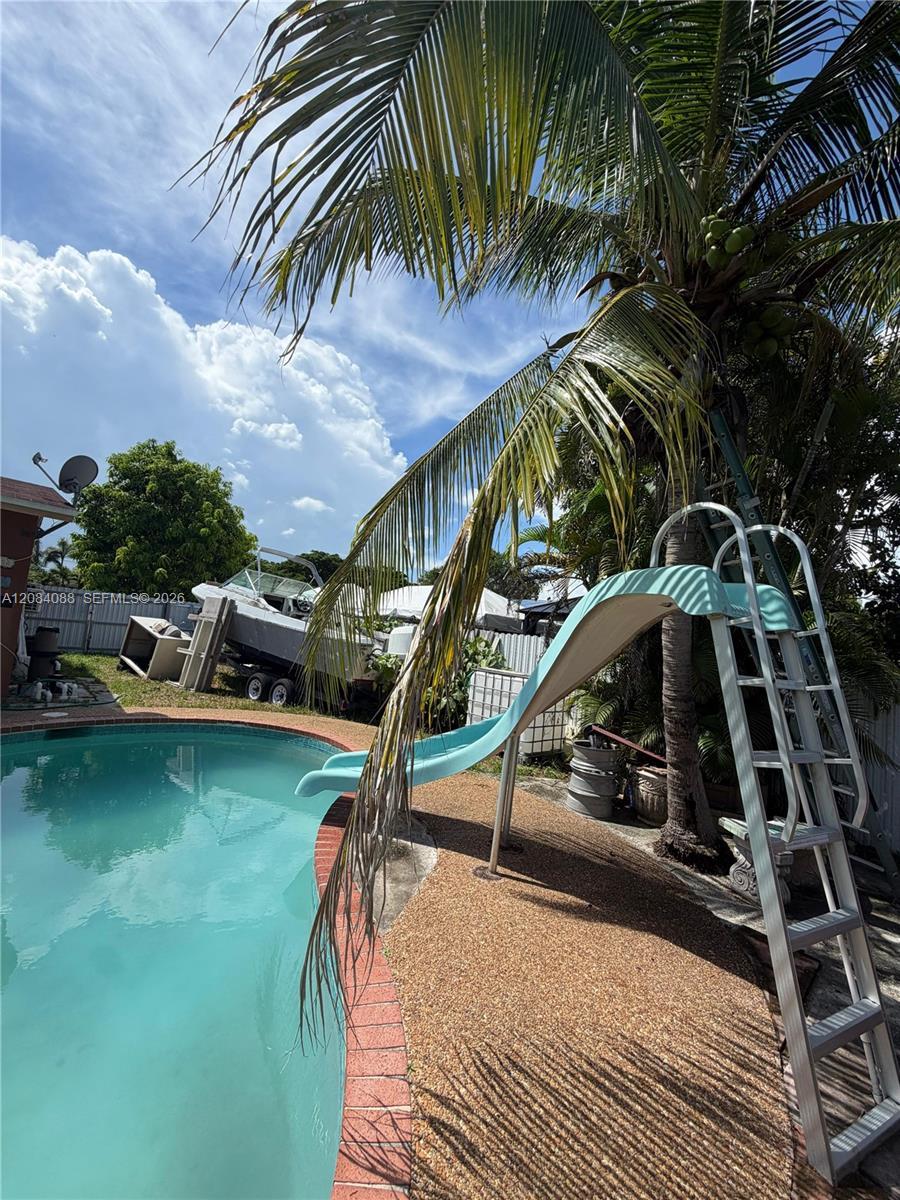 16111 SW 98th Ave, Miami FL 33157 photo 4