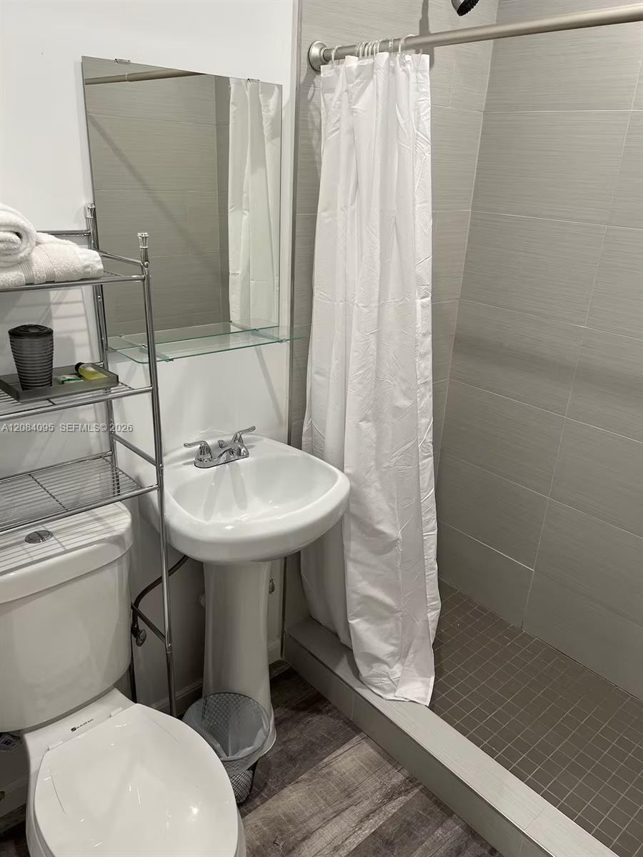 2285 NW 2nd St # 5, Miami FL 33125 photo 5
