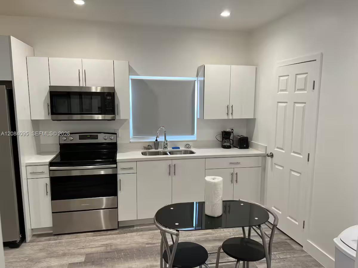 2285 NW 2nd St # 5, Miami FL 33125 photo 4