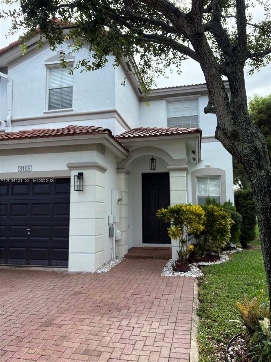 8108 NW 108th Ct, Doral FL 33178 photo 3