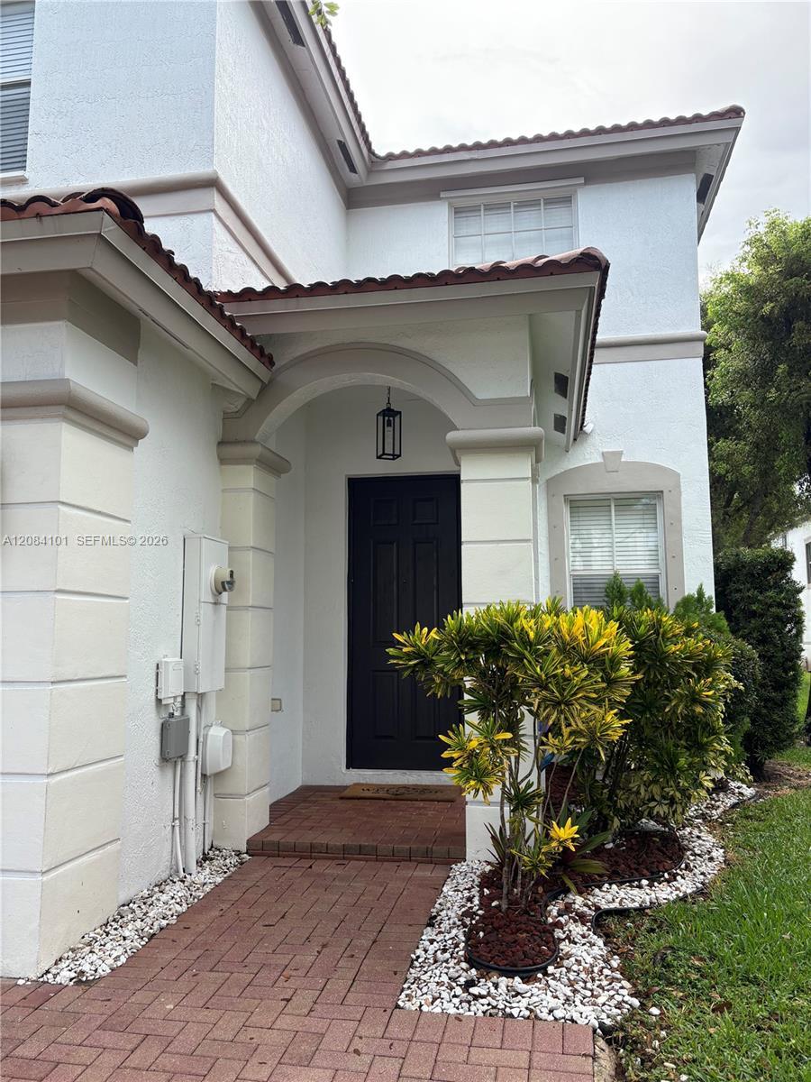8108 NW 108th Ct, Doral FL 33178 photo 4