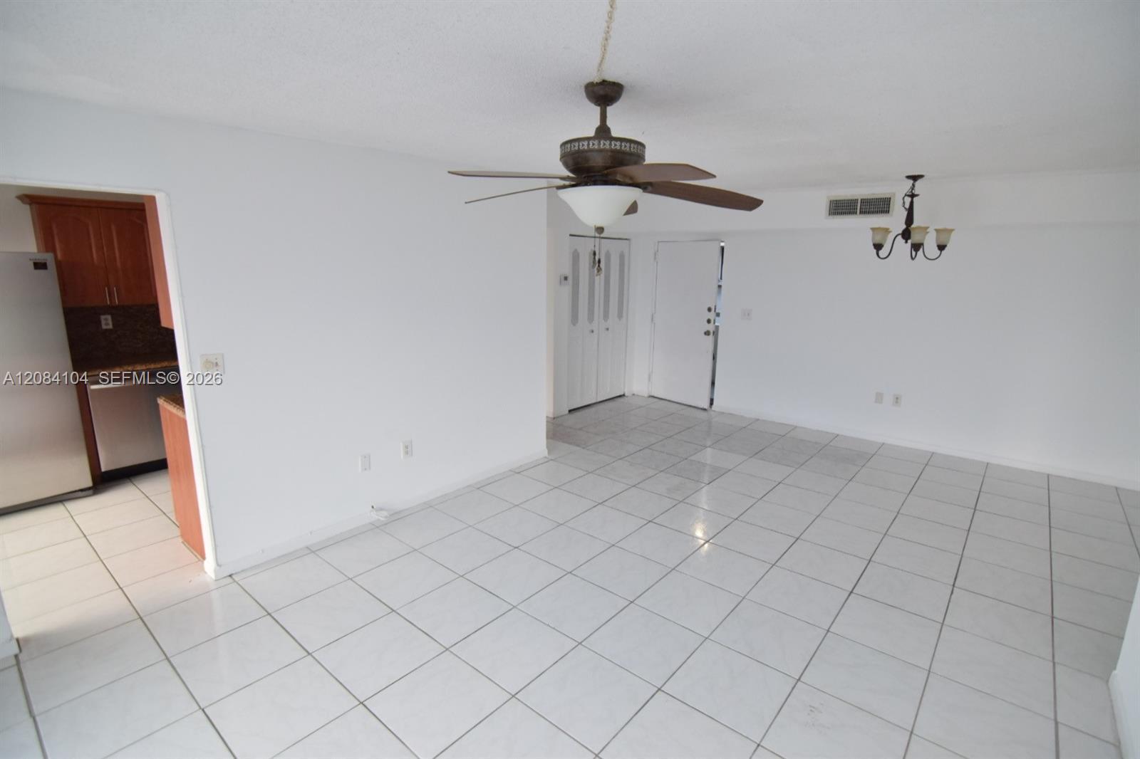 7300 Wayne Ave # 419, Miami Beach FL 33141 photo 3