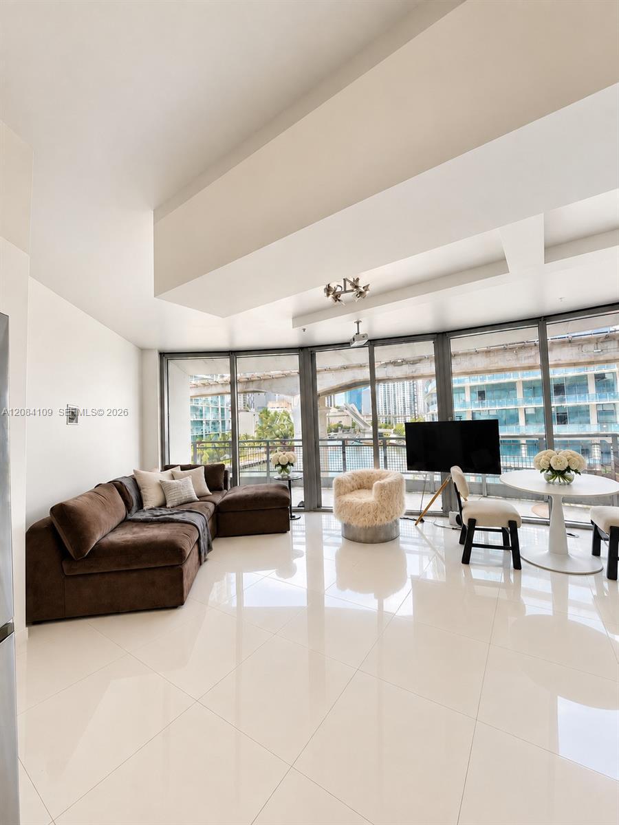 690 SW 1st Ct # 602, Miami FL 33130 photo 5