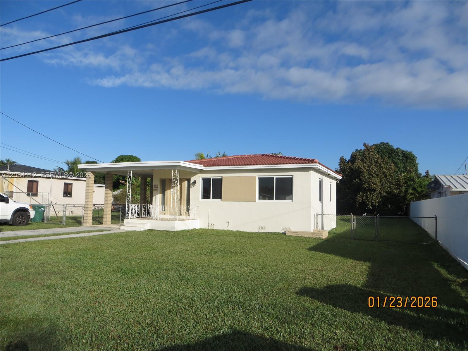 7435 SW 22nd St, Miami FL 33155 photo 2