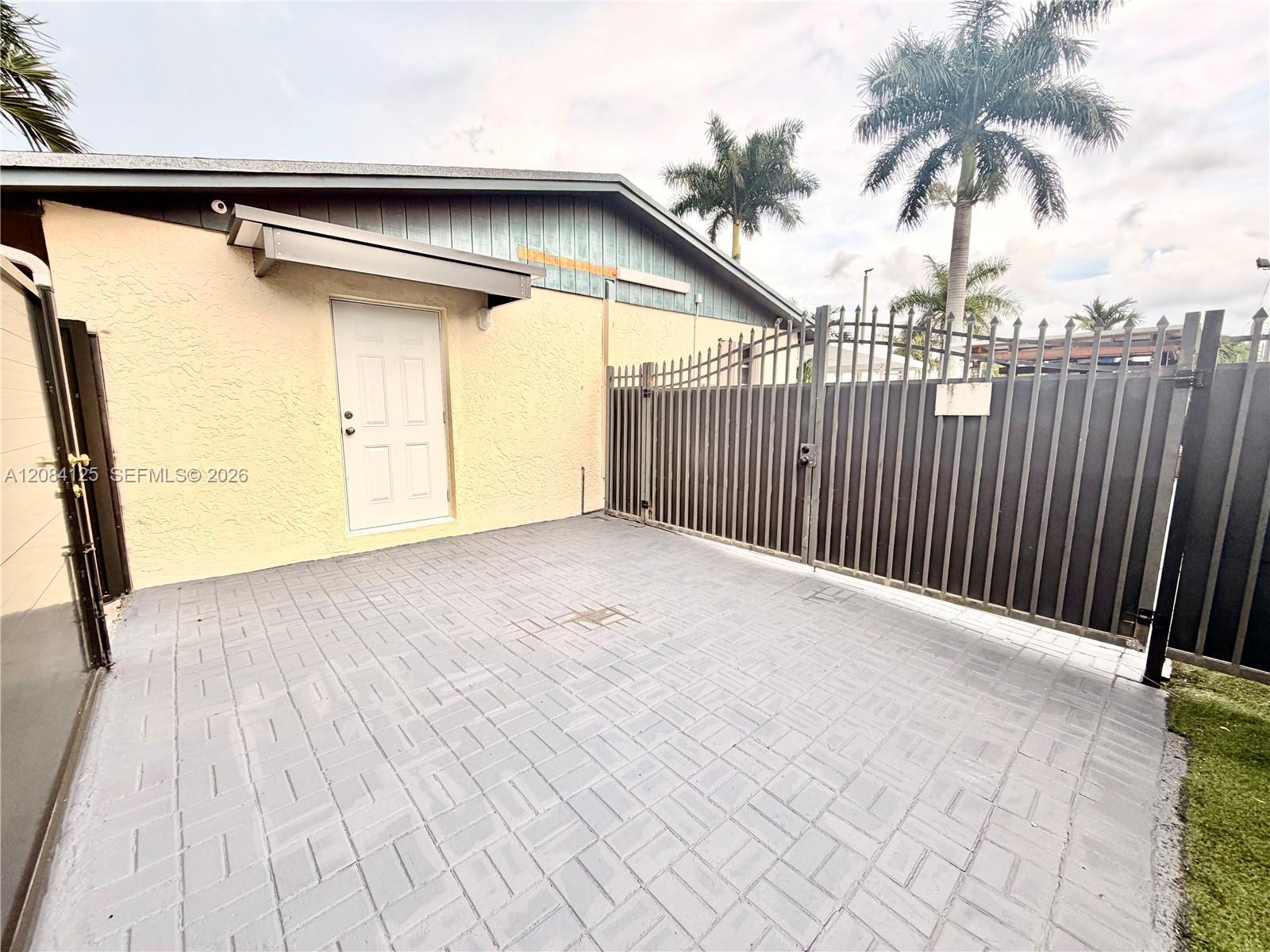 12694 SW 191st Ter, Miami FL 33177 photo 2