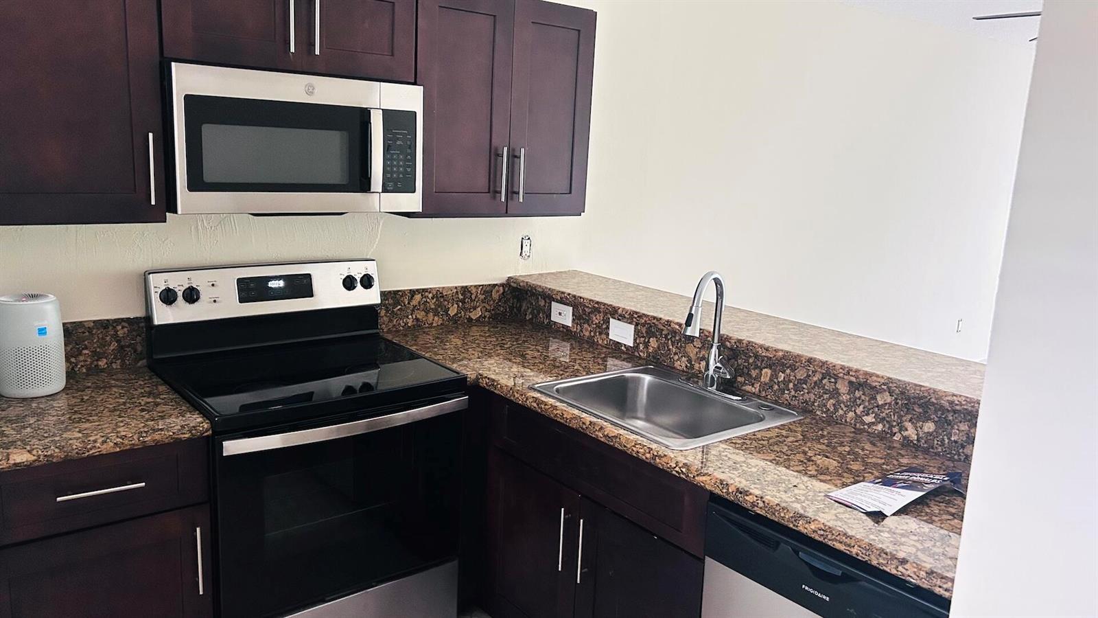 9938 Nob Hill Lane # 9938, Sunrise FL 33351 photo 5