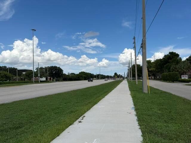 9880 Pines Boulevard, Pembroke Pines FL 33025 photo 2