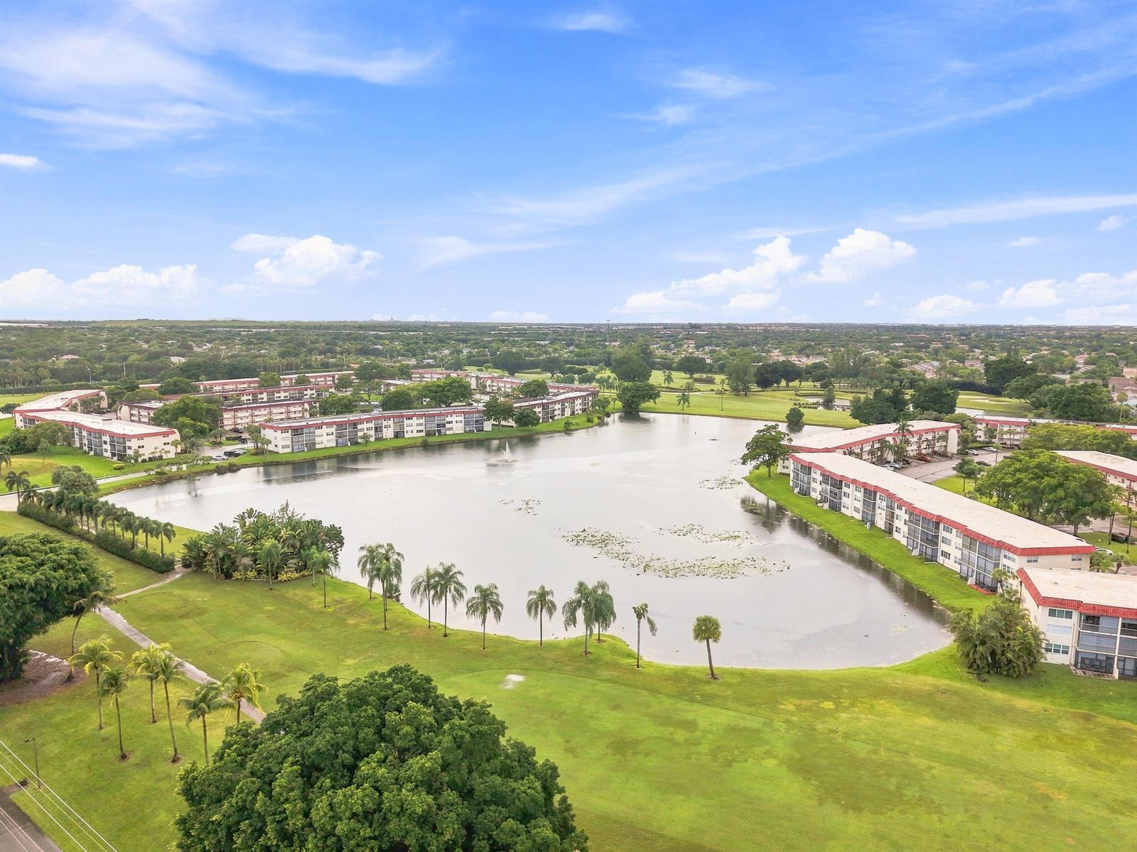 9400 N HOLLYBROOK LAKE Drive # 208, Pembroke Pines FL 33025 photo 3