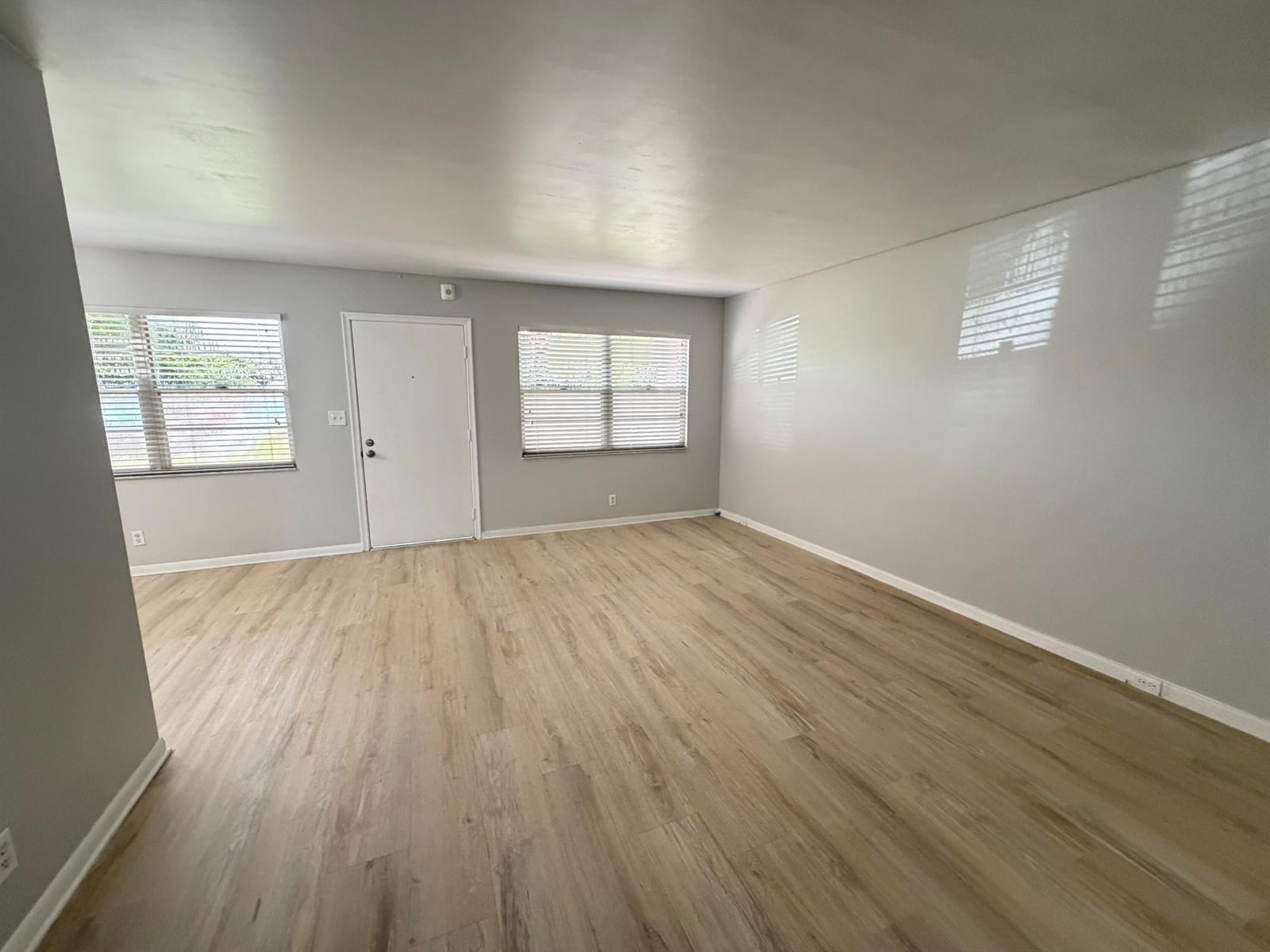 1903 BERMUDA Circle # E1, Coconut Creek FL 33066 photo 3