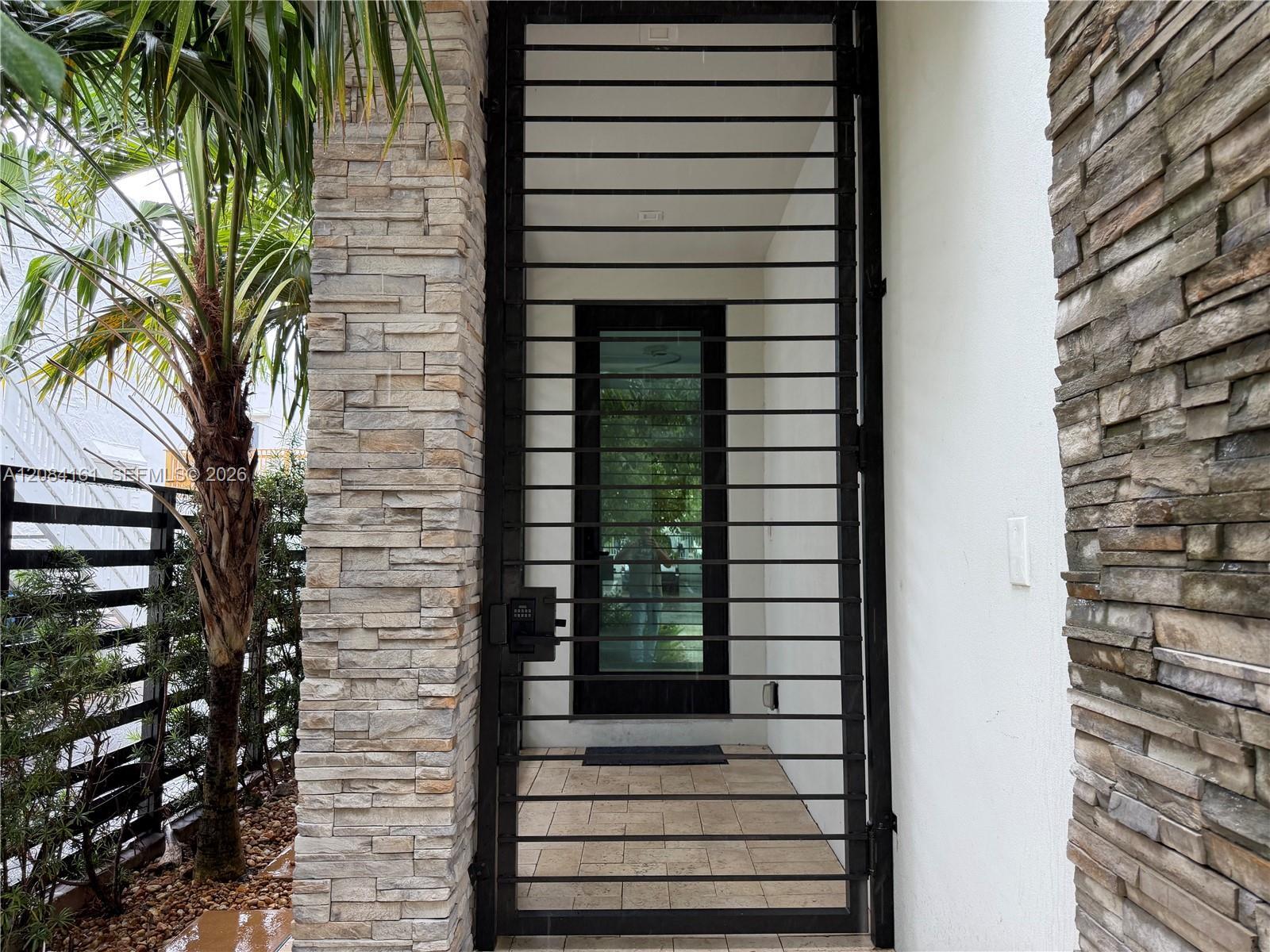 106 NE 16th Ter, Fort Lauderdale FL 33301 photo 4