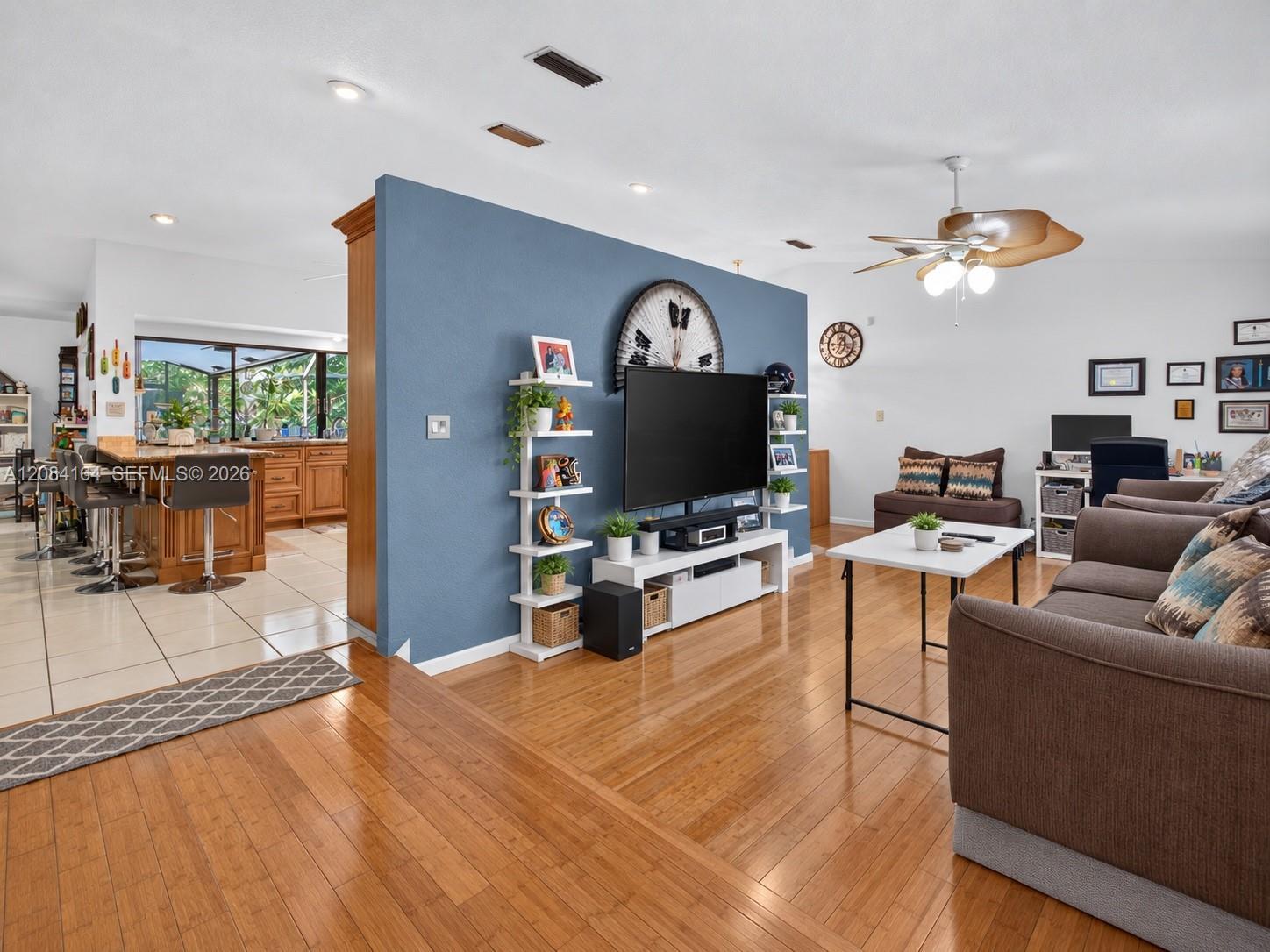 1539 NW 110th Ter, Coral Springs FL 33071 photo 4