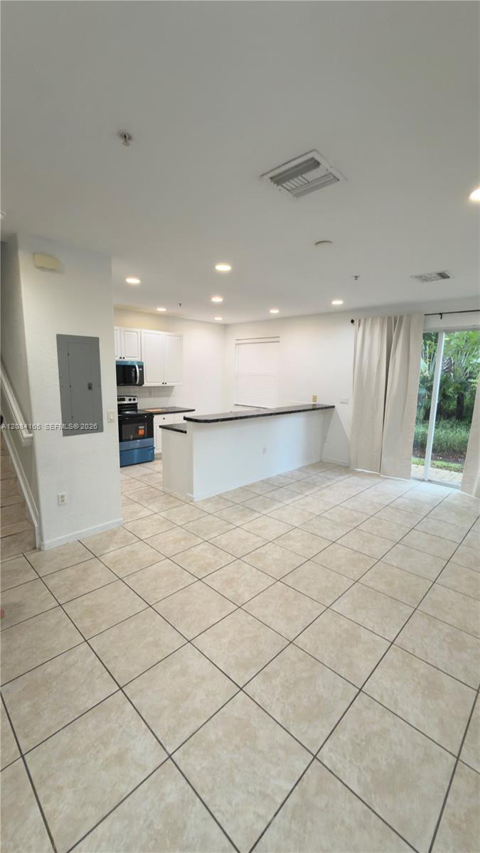 2851 W Prospect Rd # 1001, Tamarac FL 33309 photo 4