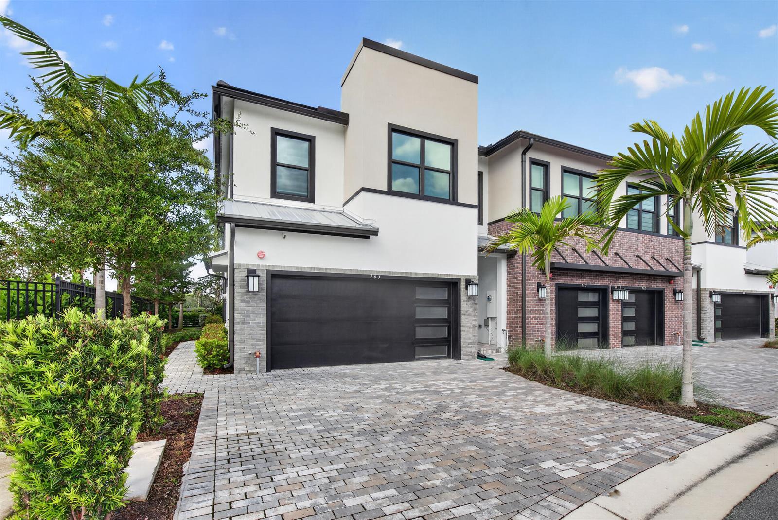 765 NW 84TH Terrace, Plantation FL 33324 photo 3