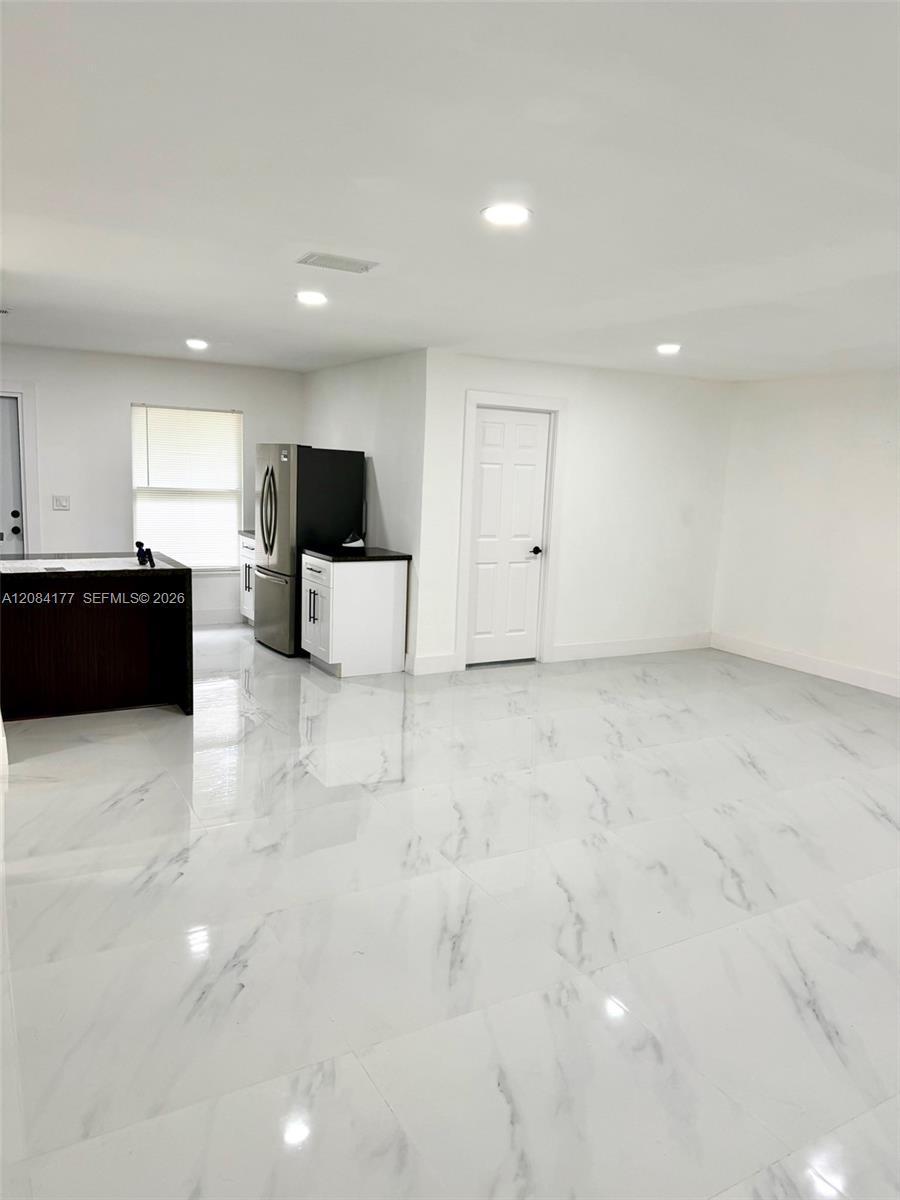 8201 SW 7th Ct, North Lauderdale FL 33068 photo 5
