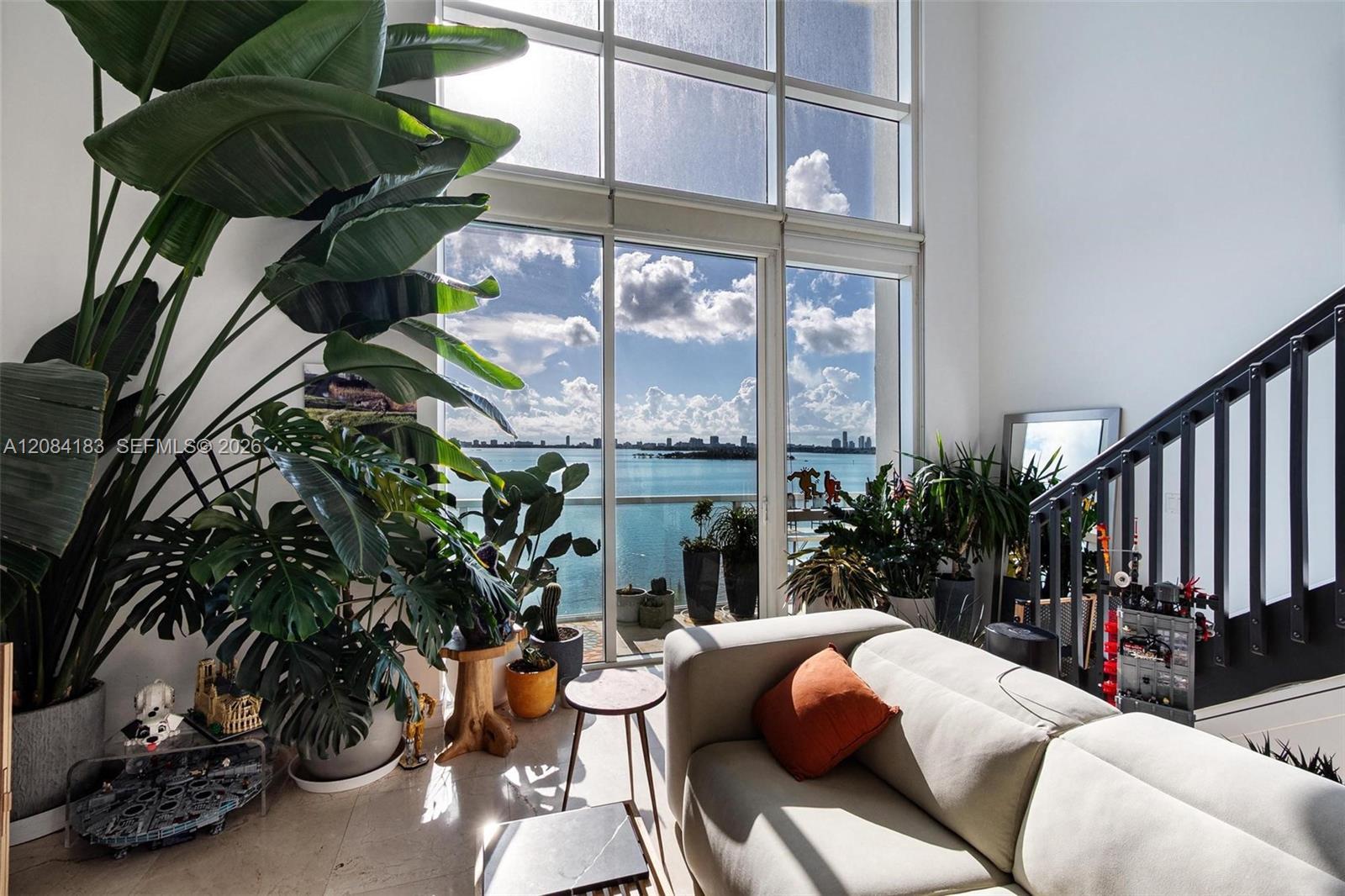 665 NE 25th St # 403, Miami FL 33137 photo 5