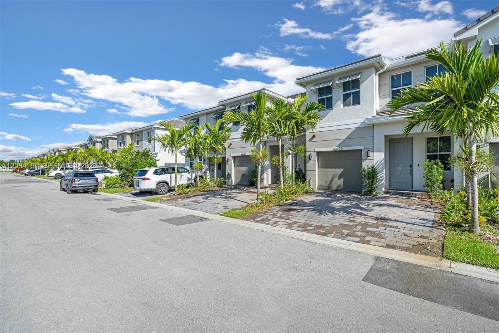 17033 SW 1st St # 1, Pembroke Pines FL 33027 photo 2