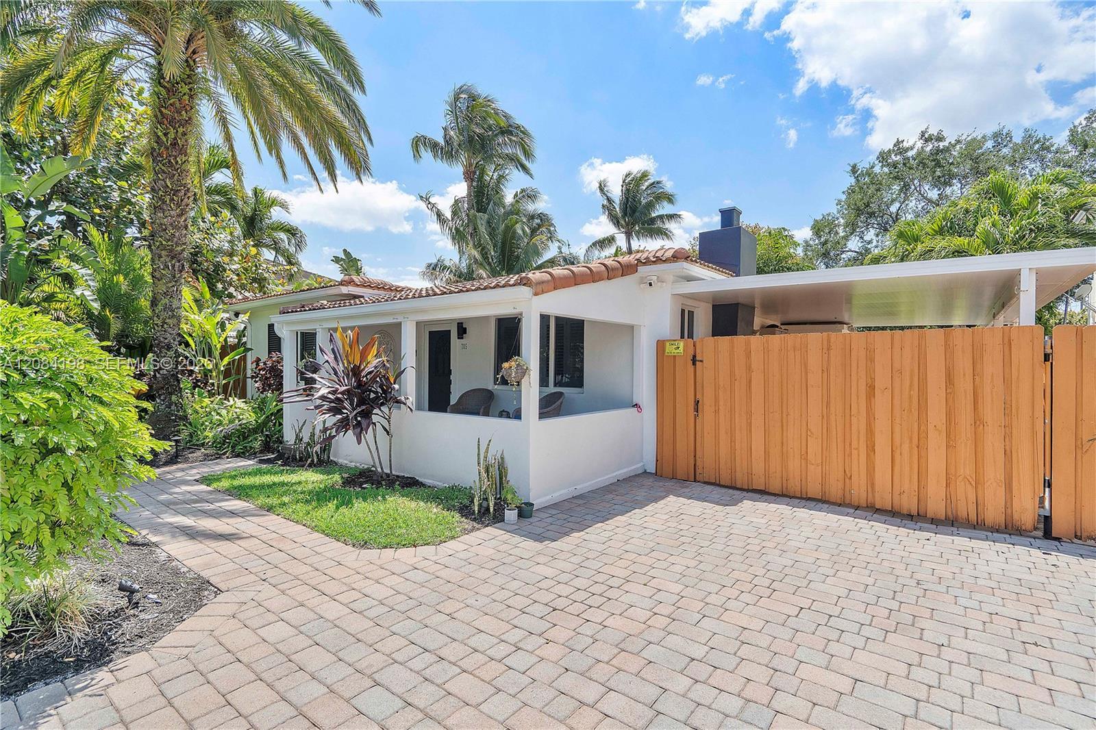 705 SW 8th Ave, Fort Lauderdale FL 33315 photo 3