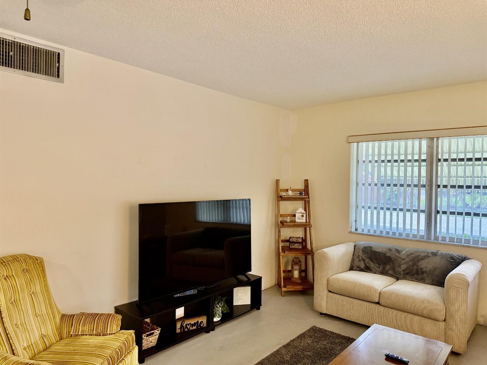 1501 ARTHUR Street # 5, Hollywood FL 33020 photo 5