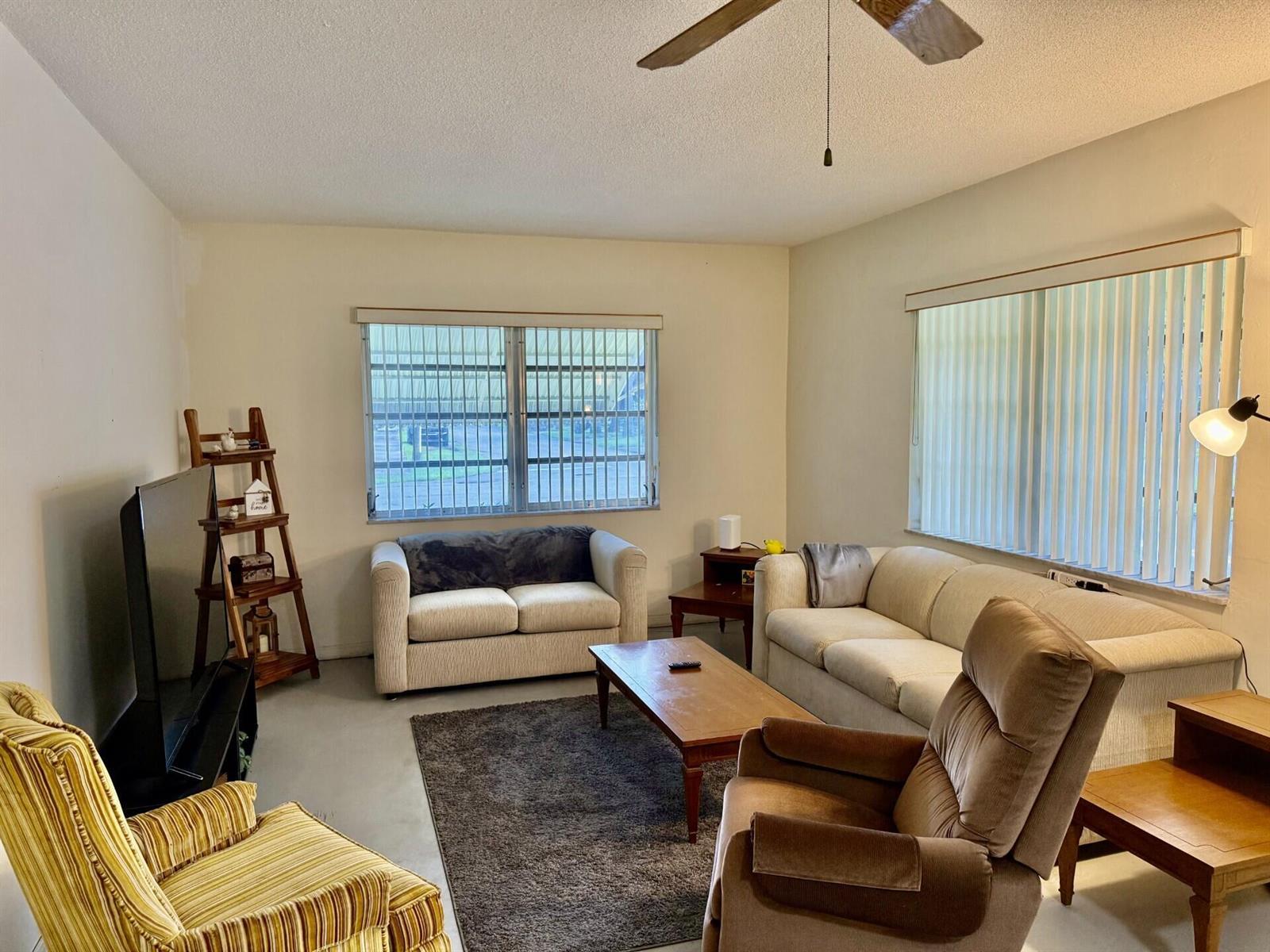 1501 ARTHUR Street # 5, Hollywood FL 33020 photo 4