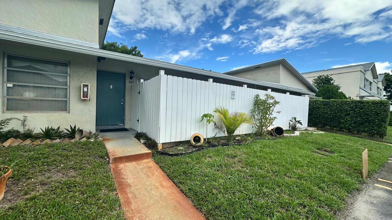 3000 NW 5th Terrace # 107, Pompano Beach FL 33064 photo 2