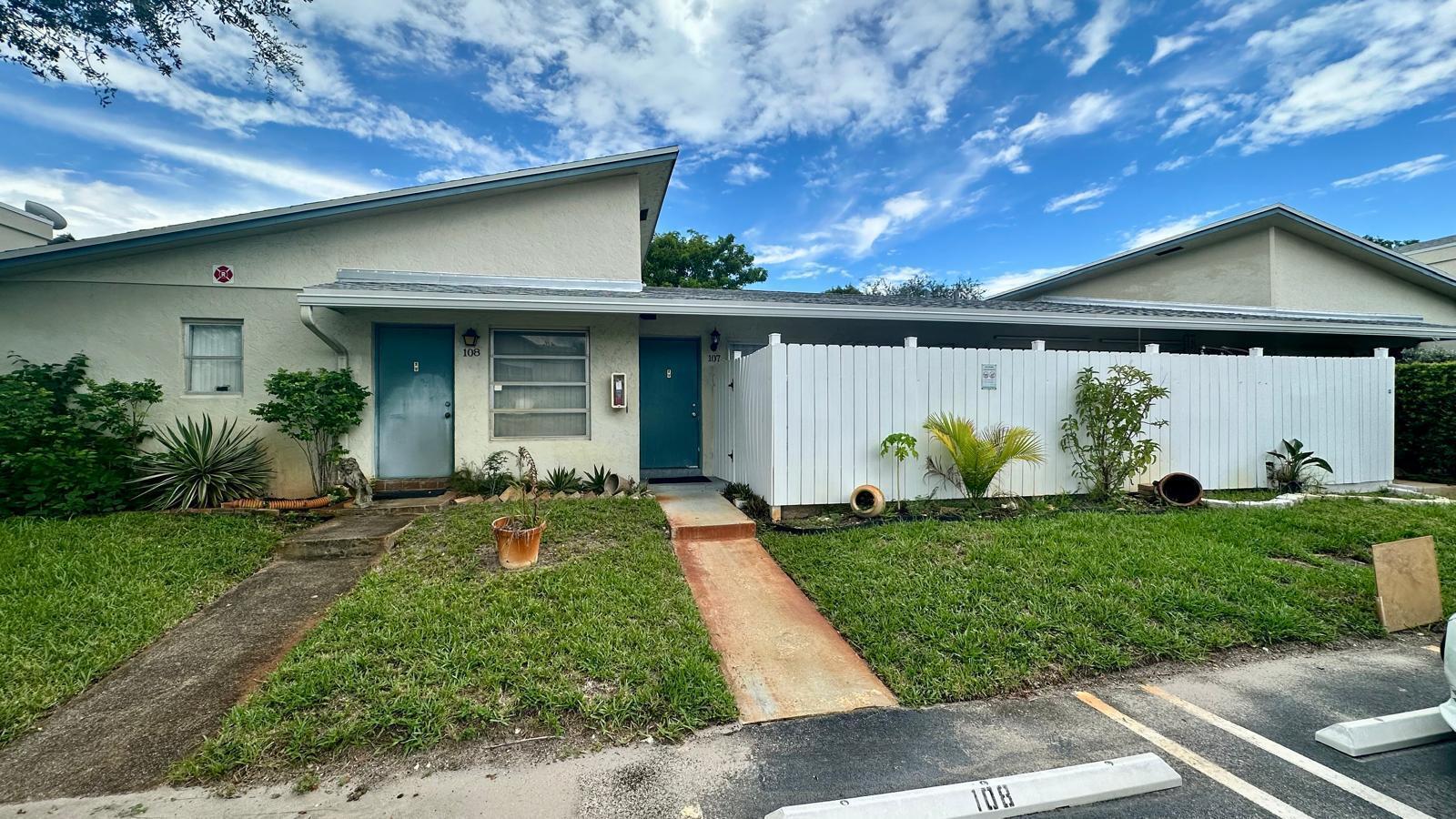 3000 NW 5th Terrace # 107, Pompano Beach FL 33064
