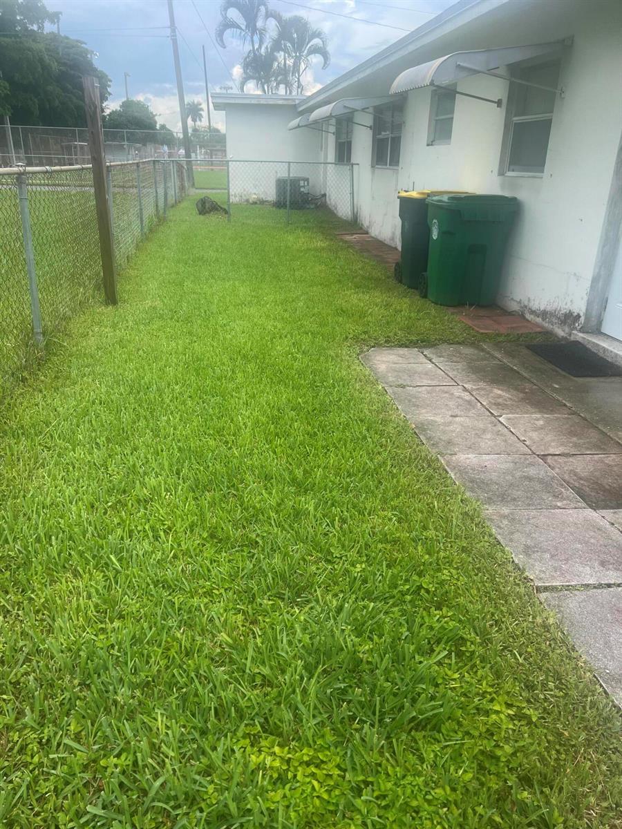 220 NE 1st Street # 2, Dania Beach FL 33004 photo 2