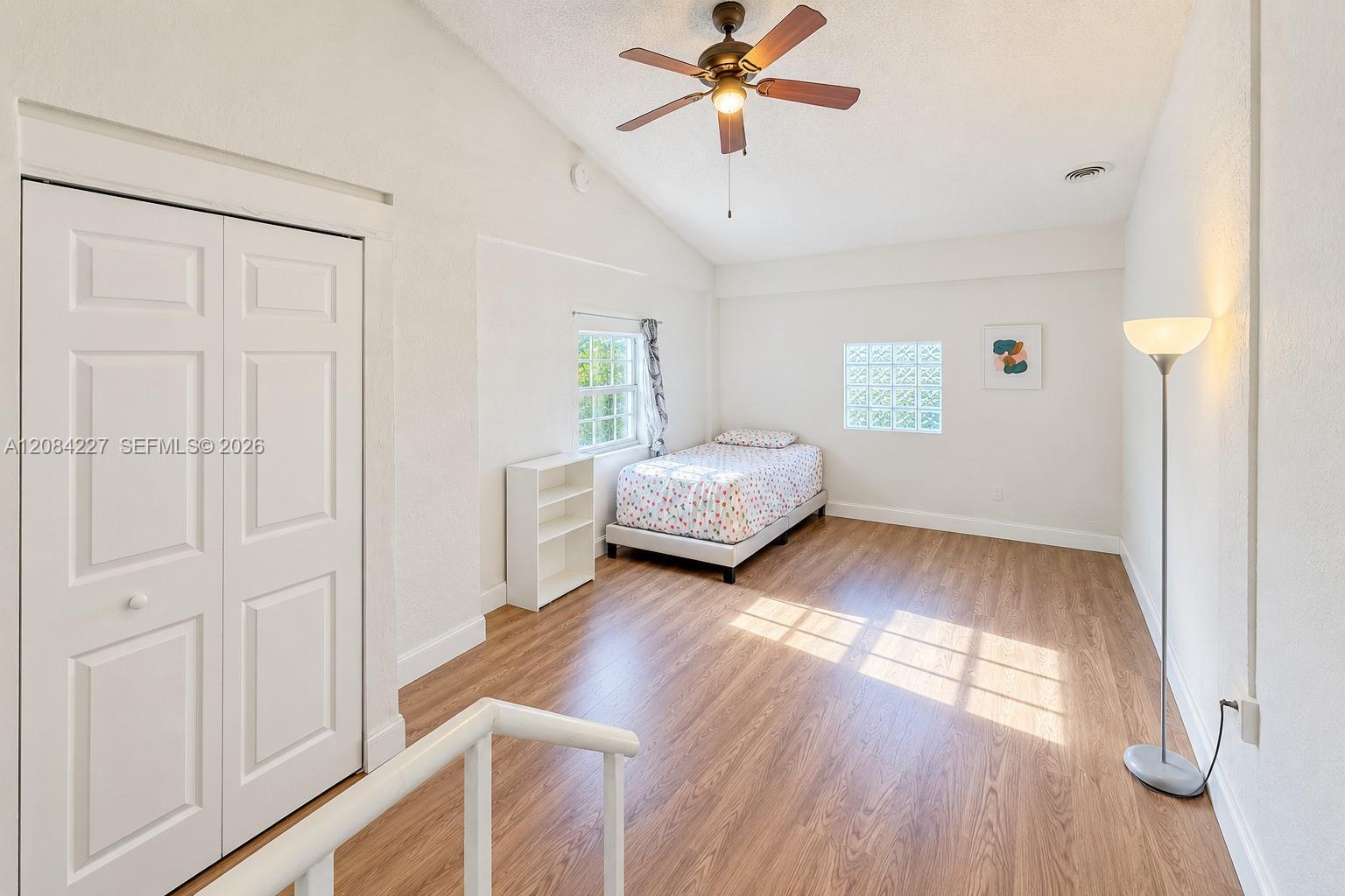 2740 Dewey St, Hollywood FL 33020 photo 5