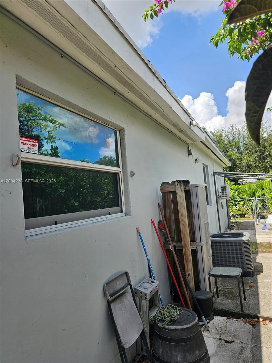 12145 NE 11th Ct, North Miami FL 33161 photo 4