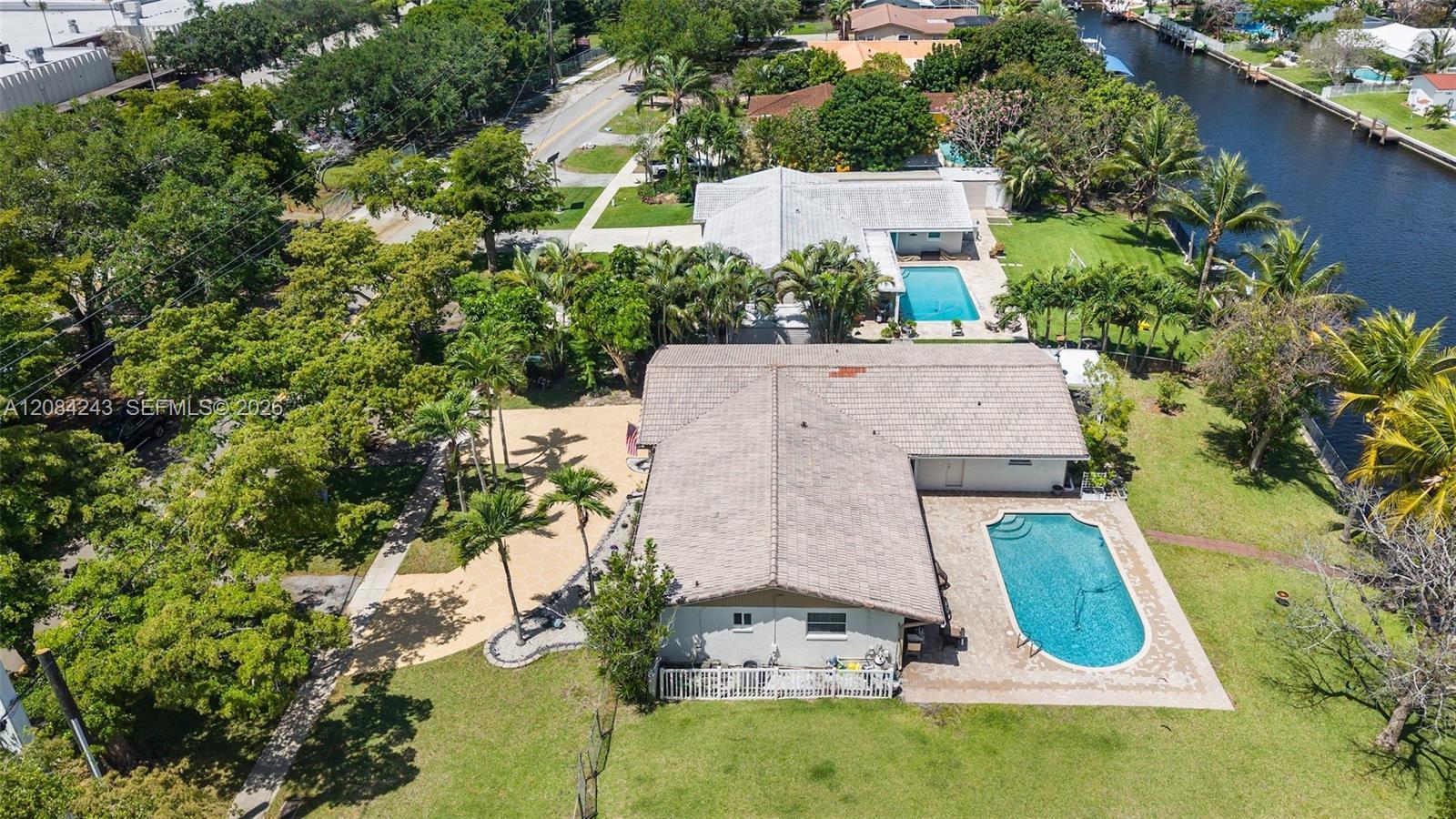 6121 SW 16th St, Plantation FL 33317 photo 2