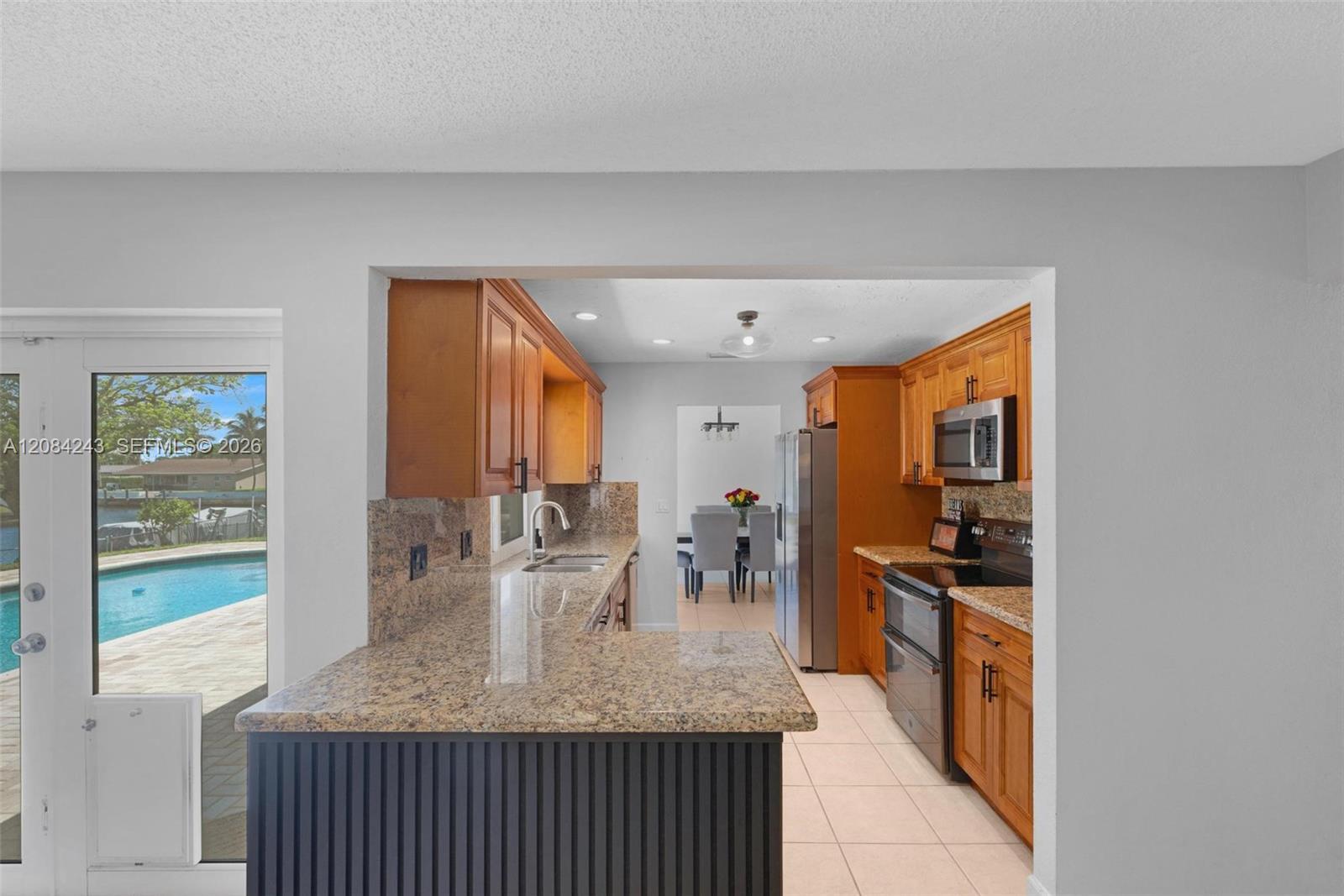 6121 SW 16th St, Plantation FL 33317 photo 5
