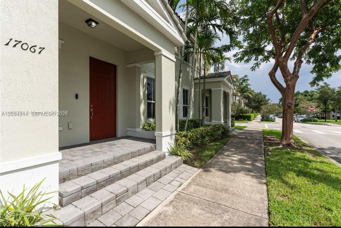 17067 SW 93rd St # 17067, Miami FL 33196 photo 2