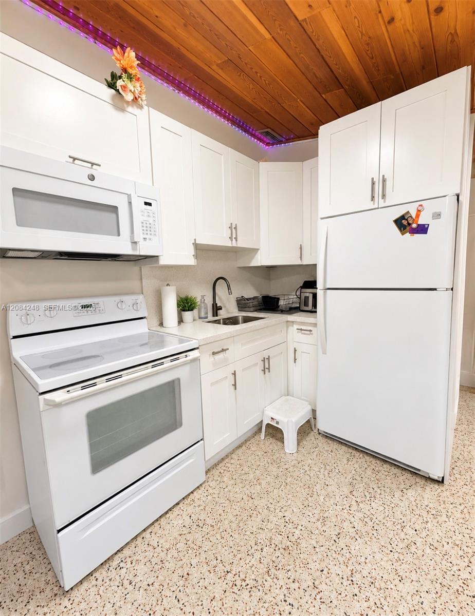 311 NW 56th Ave # B, Miami FL 33126 photo 5