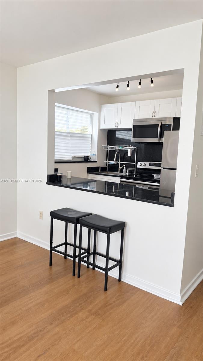 1990 Marseille Dr # 407, Miami Beach FL 33141 photo 2