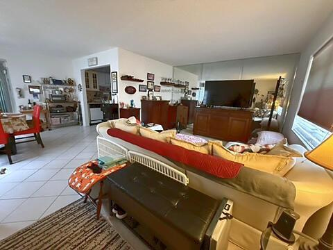 370 BURGUNDY H # H, Delray Beach FL 33484 photo 3