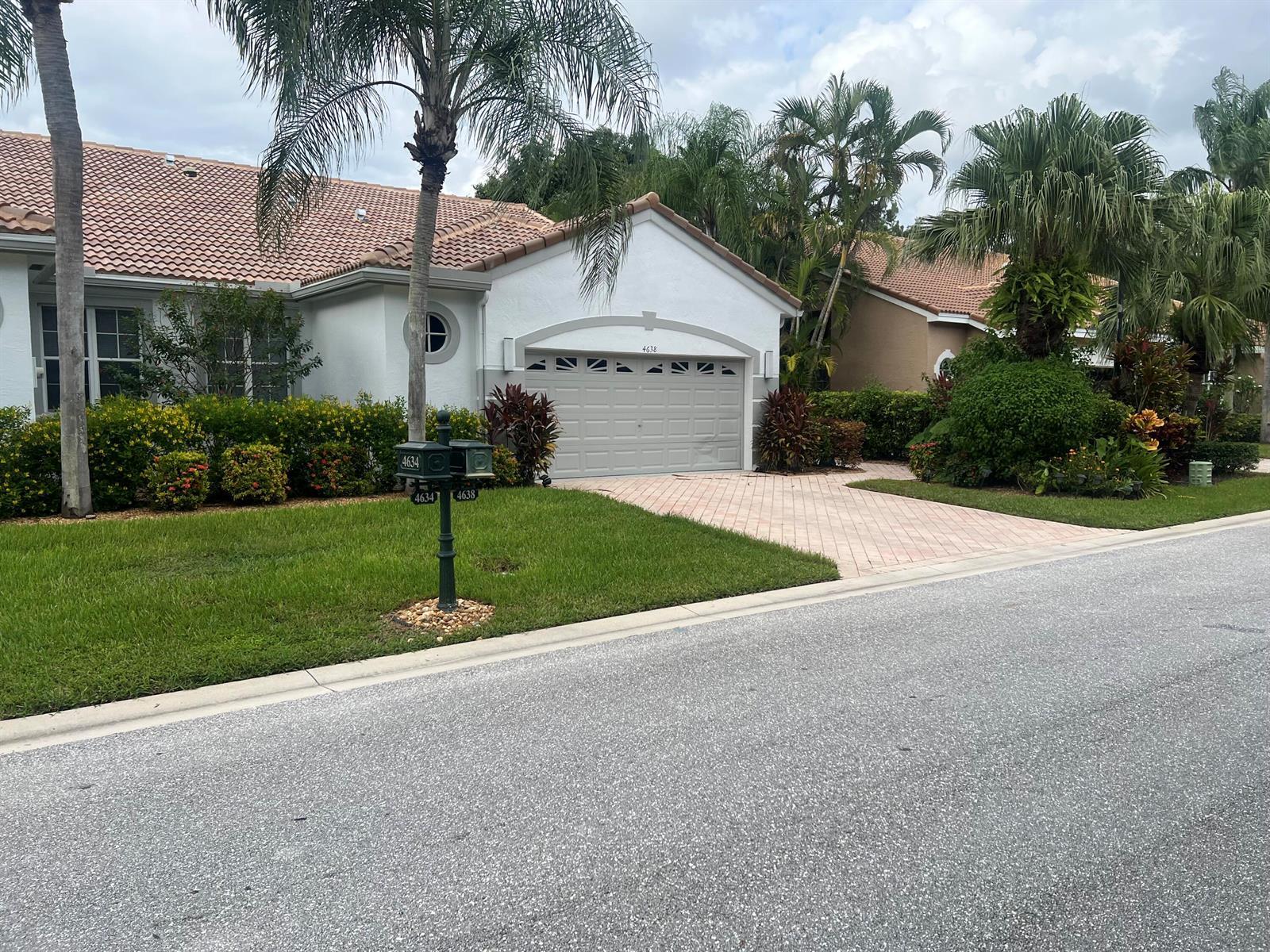 4638 CARLTON GOLF Drive, Lake Worth FL 33449 photo 3