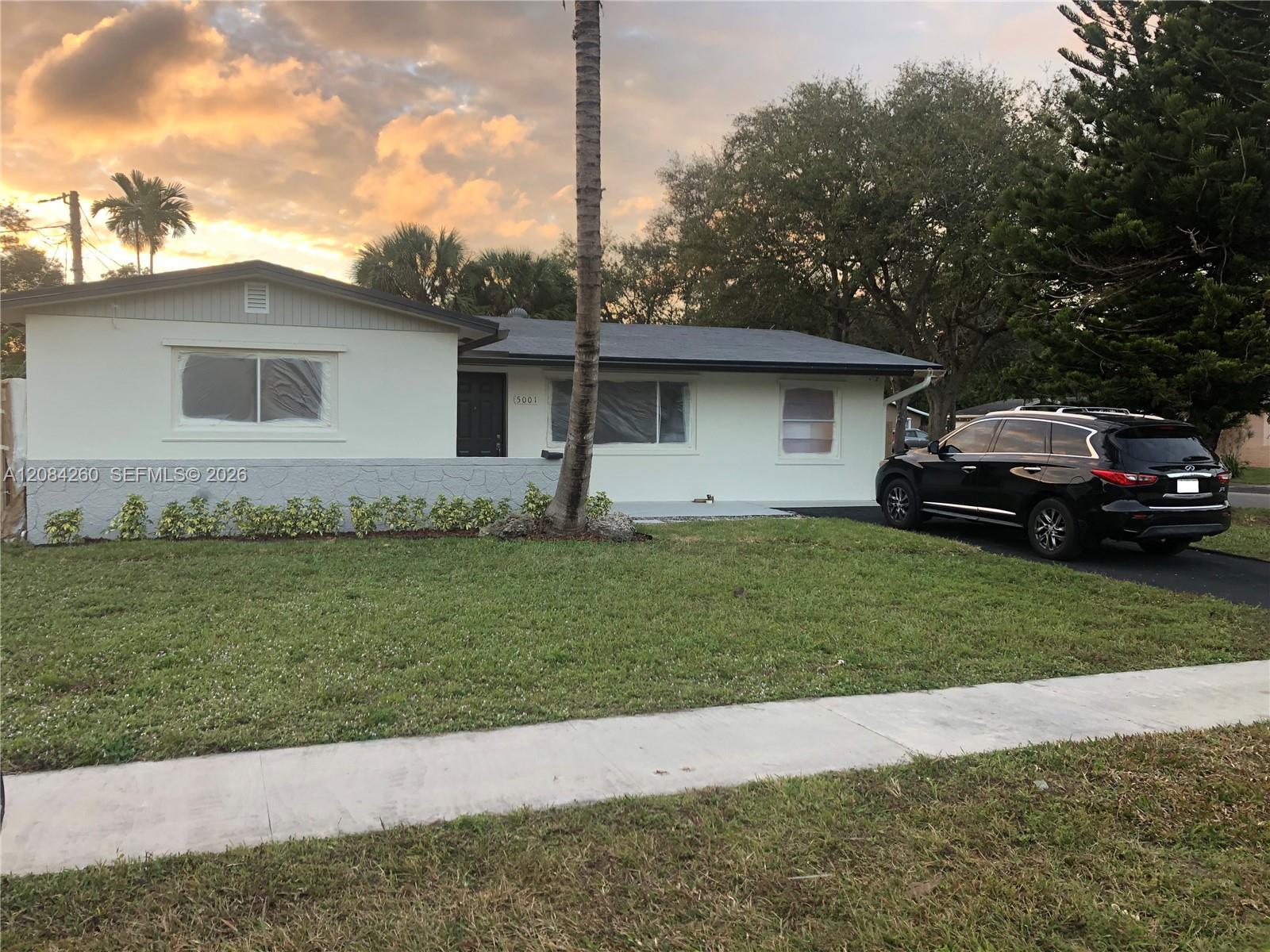 5001 SW 94th Way, Cooper City FL 33328 photo 3