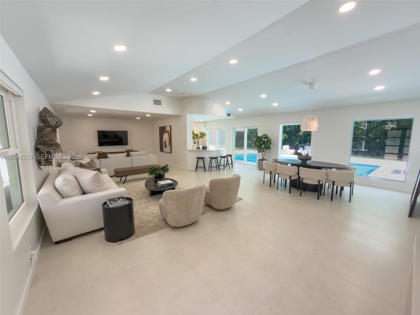 7895 SW 76th Ter, Miami FL 33143 photo 2
