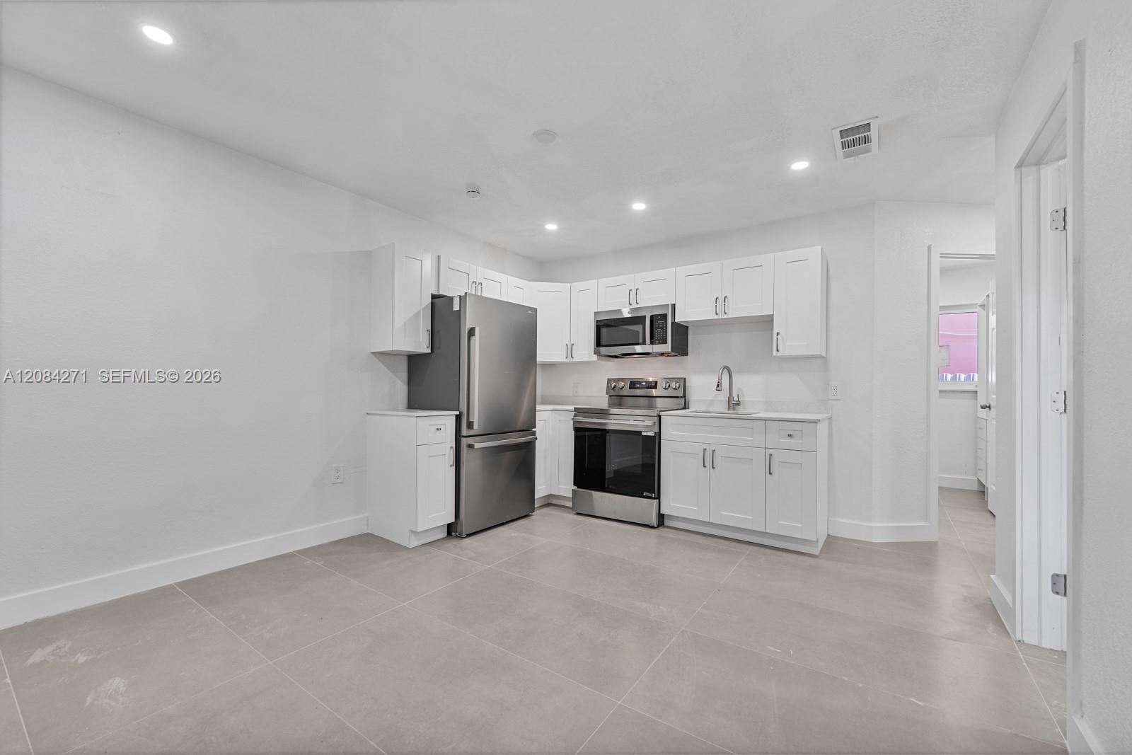 1849 NW 16th St # B, Miami FL 33125 photo 2