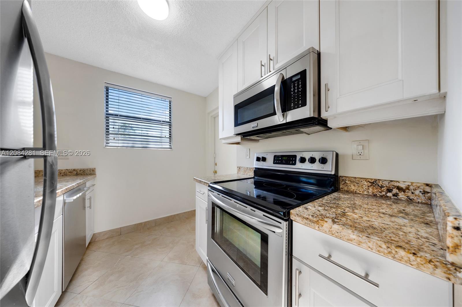 230 Canal St # 202, Miami Springs FL 33166 photo 3