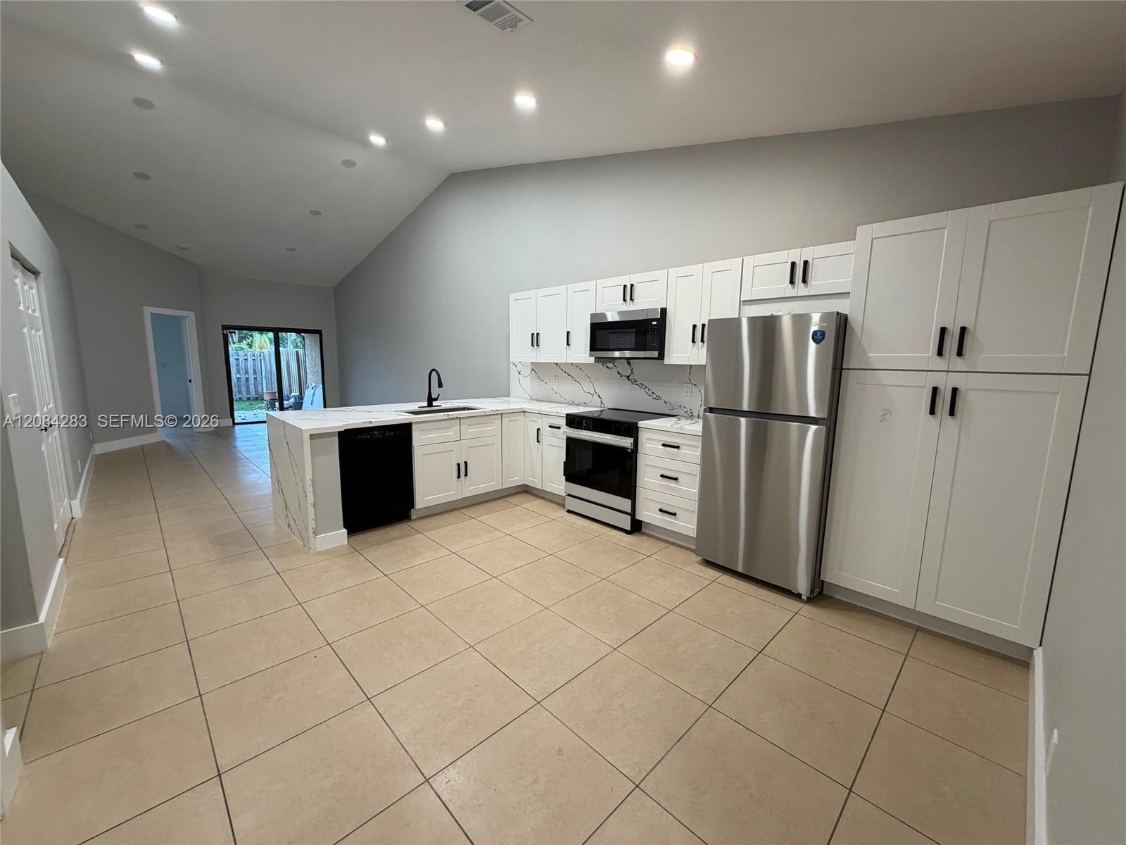 11085 NW 38th Pl, Sunrise FL 33351 photo 3