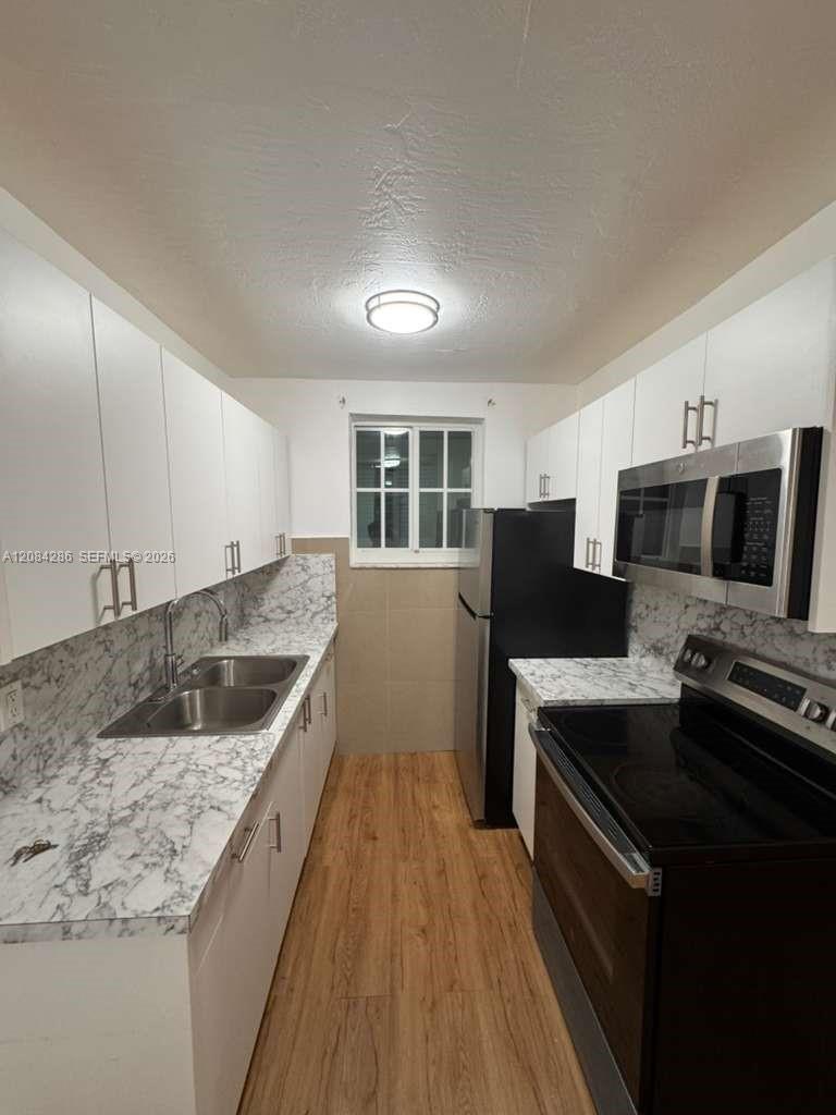 160 NE 55th St # 3, Miami FL 33137