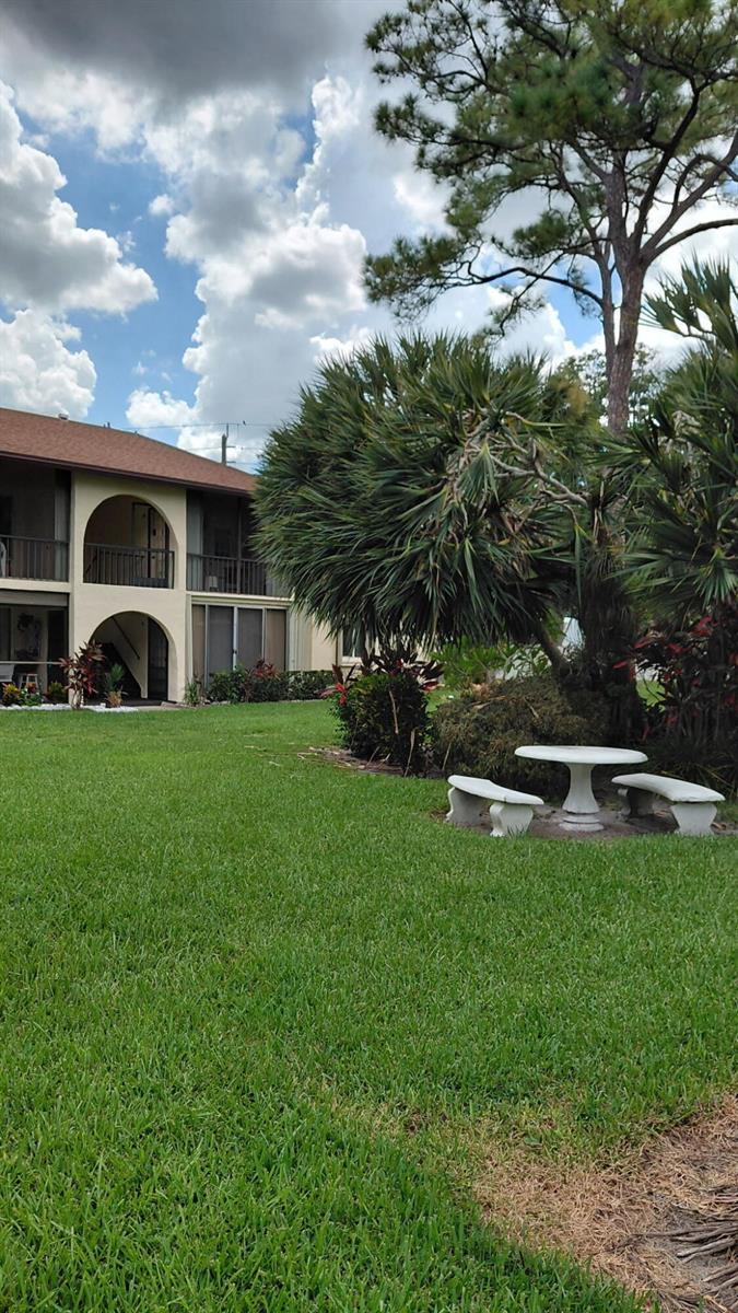 5991 Whispering Pine Way # C2, FL 33463