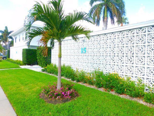 15 S Palmway, FL 33460