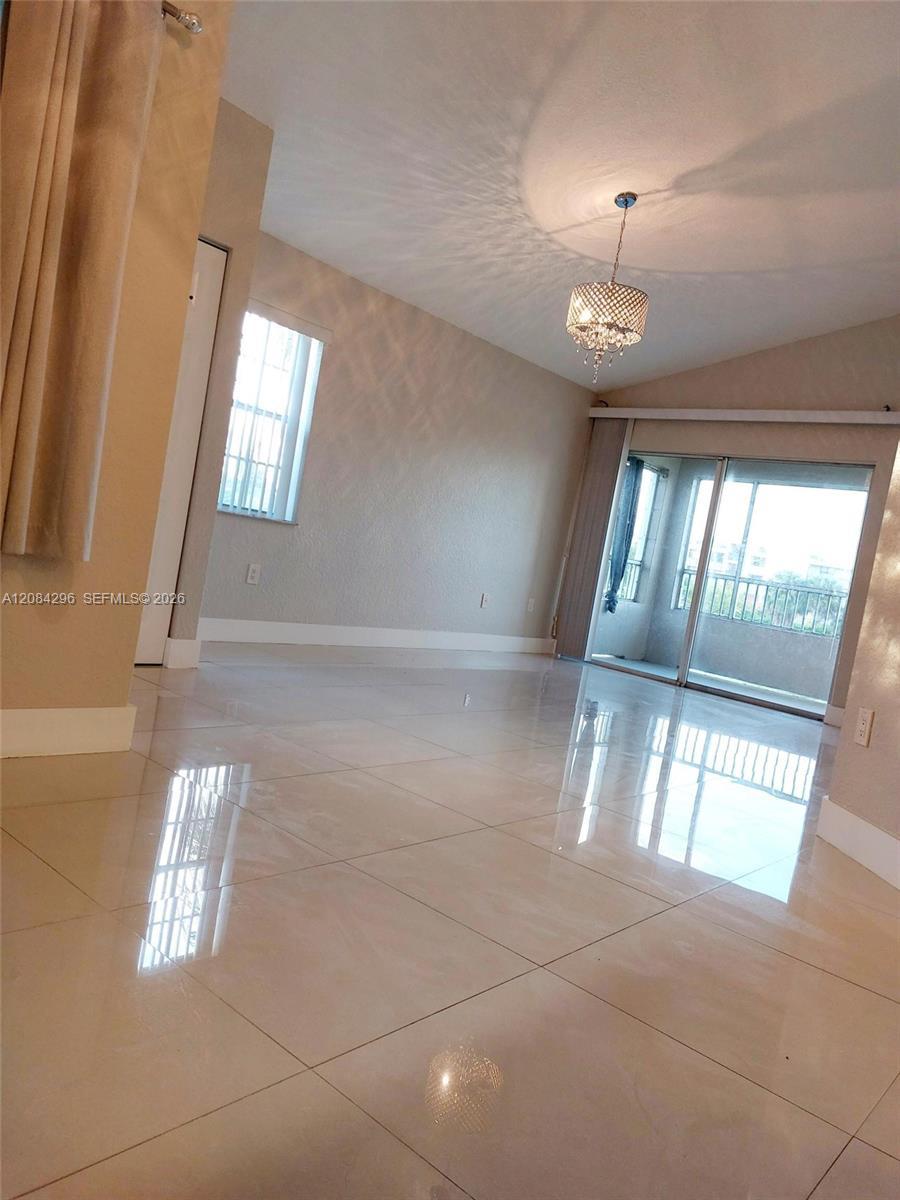 2841 N Oakland Forest Dr # 201, Oakland Park FL 33309 photo 4