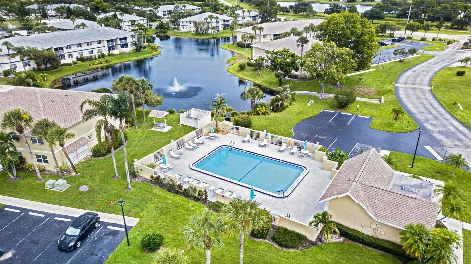 1536 SE Royal Green Circle # 201, Port St. Lucie FL 34952 photo 4