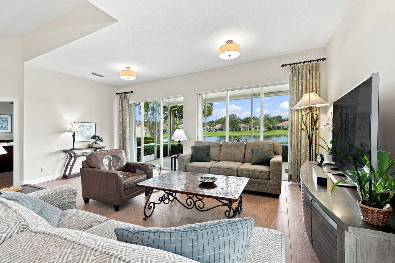 508 E Tall Oaks Drive, Palm Beach Gardens FL 33410 photo 4